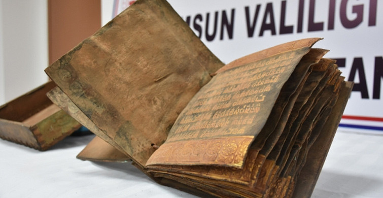 Samsun'da 2500 Yıllık Altın İşlemeli Tevrat!