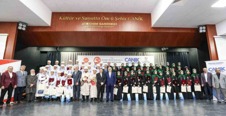 Samsun'da 62 öğrenci hafızlık icazeti aldı
