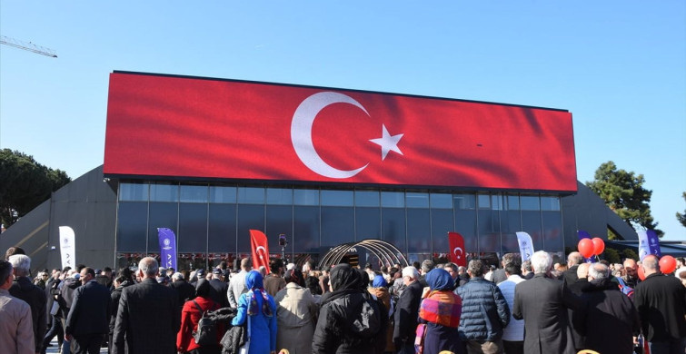 Samsun'da Astorya ve İstiklal Meydanı Açıldı