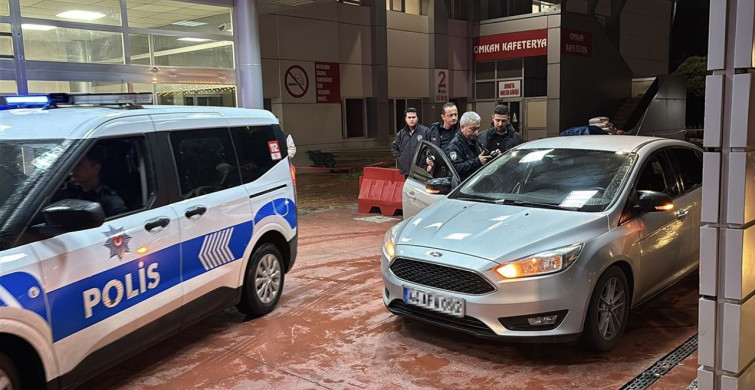 Samsun'da Bıçaklı Saldırı: Bir Yaralı, Bir Şüpheli Gözaltında Samsun'da Bıçaklı Saldırı: Bir Yaralı, Bir Şüpheli Gözaltında