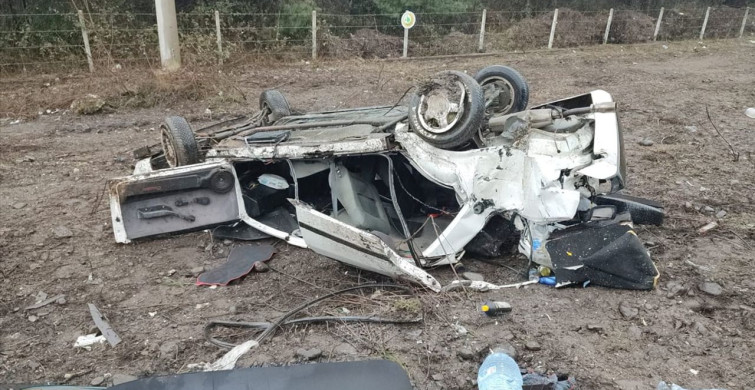 Samsun'da Devrilen Araçta İki Yaralı