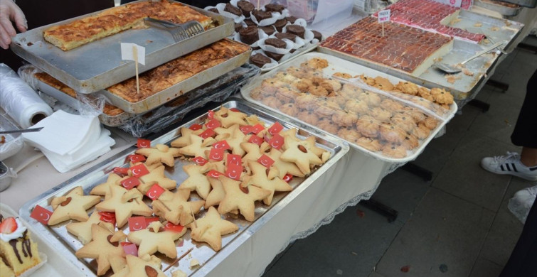 Samsun'da Gazze'ye Destek İçin Kermes Düzenlendi
