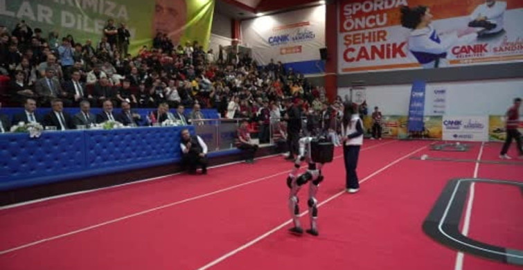 Samsun'da Genç Kaşiflerin Robot Yarışması