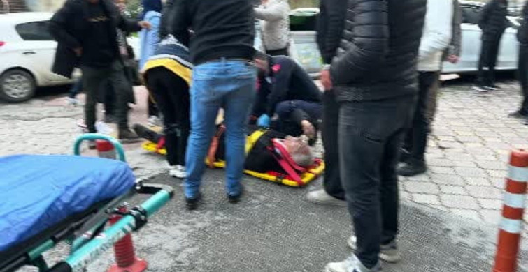 Samsun'da Genç Sürücünün Kaldırımdaki Yaşlı Adama Çarpmasıyla Kaza Meydana Geldi