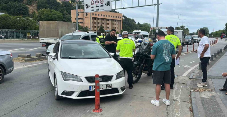 Samsun'da iki aracın karıştığı trafik kazası maddi hasarla atlatıldı