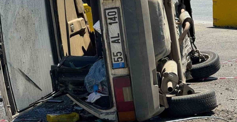 Samsun'da kavşakta iki otomobil çarpıştı: 3 yaralı