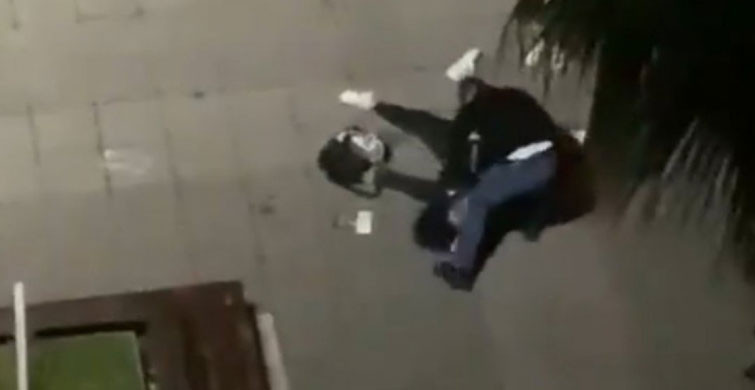 Samsun'da Korkunç Olay! Çocuğunun Önünde Darp Etti!
