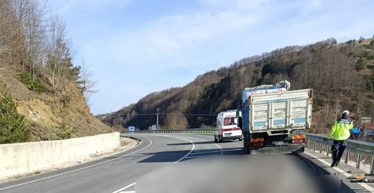 Samsun'da Motosiklet-Kamyon Çarpışması: 1 Kişi Hayatını Kaybetti