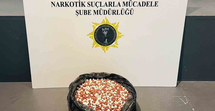 Samsun'da narkotik operasyonda 5 bin 150 sentetik ecza ele geçirildi