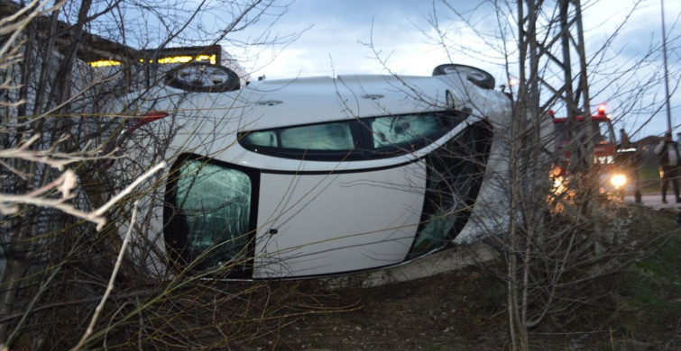 Samsun'da Otomobil Devrildi: İki Yaralı