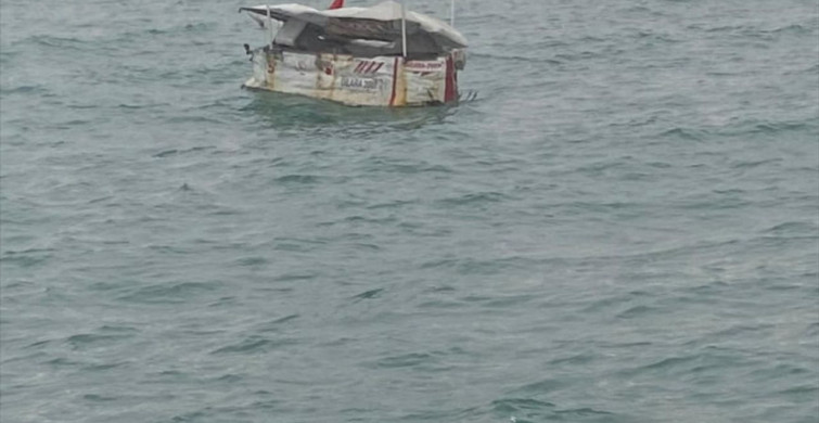 Samsun'da Sahipsiz Tekne Kurtarıldı