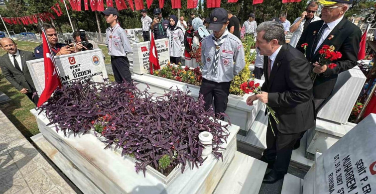 Samsun'da şehitlikte duygusal anlar yaşandı