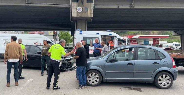 Samsun'da Trafik Kazası: İki Yaralı