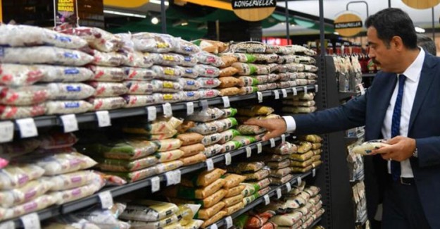 Samsun'da Yapılan Gıda Denetimlerinde 185 İşletmeye 1 Milyon 700 Bin Lira Ceza Kesildi