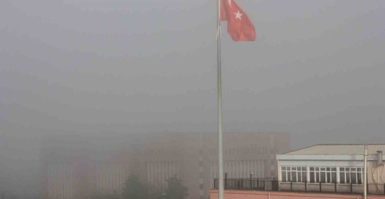 Samsun'da Yoğun Sis Alarmı: Görüş Mesafesi 100 Metreye Düştü
