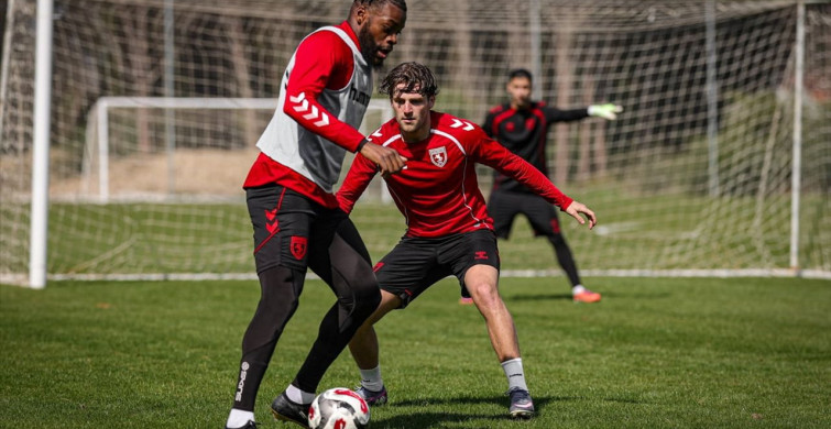 Samsunspor, Fenerbahçe Maçının Hazırlıklarına Antalya'da Başladı