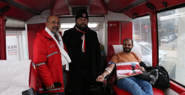 Samsunspor ve Türk Kızılay'dan Anma Etkinliği: Kan Bağışı ve Hediye İmkanları
