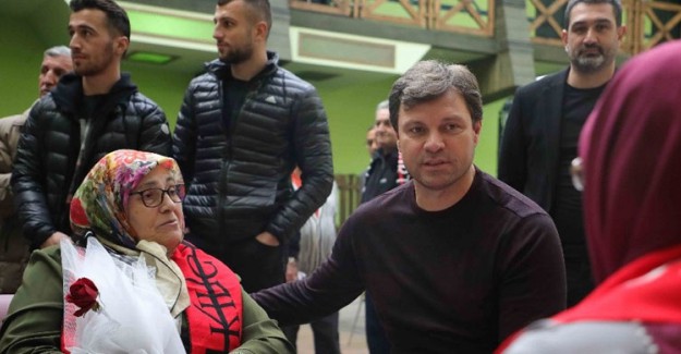Samsunspor'dan Huzurevi Sakinlerine Ziyaret