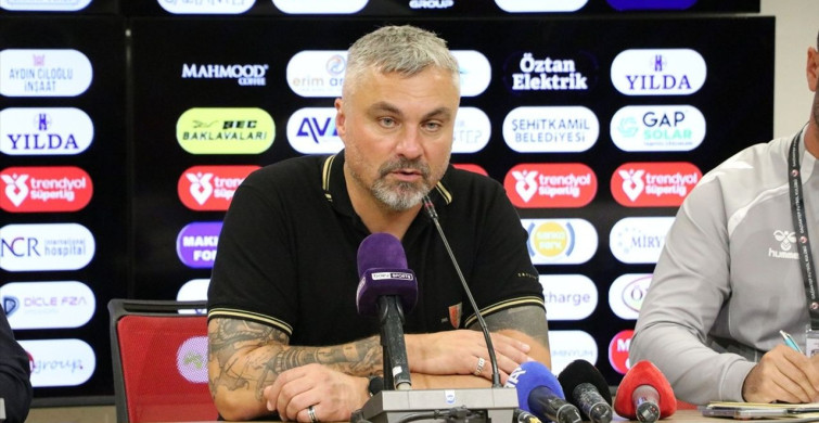Samsunspor'un Teknik Direktörü Hakem Kararlarını Eleştirdi