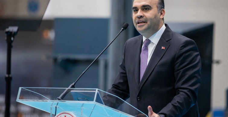 Sanayi ve Teknoloji Bakanı Kacır Sakarya'da Fındık Fabrikasını Tanıttı