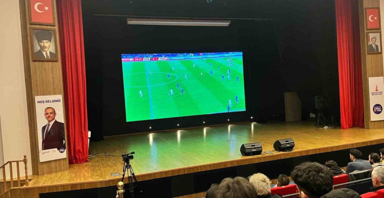 Sancaktepe'de Dünya Kupası Sevinci: 24 Yıl Sonra Geri Dönüş