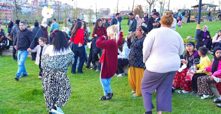 Sancaktepe’de Dünya Romanlar Günü Kutlaması