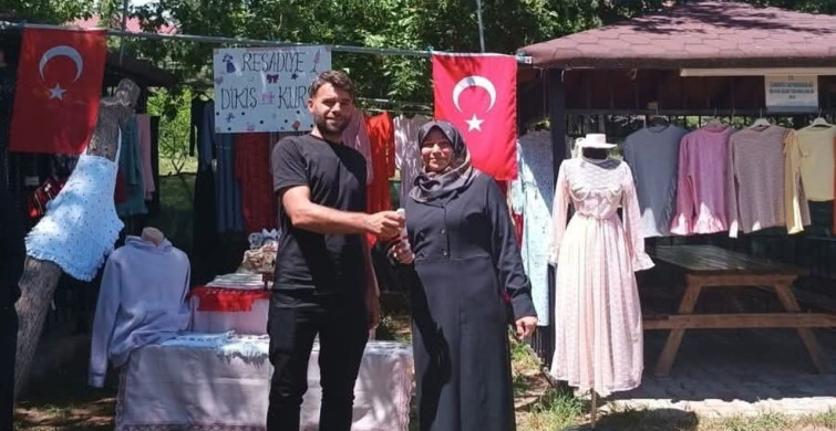 Sandıklı’da dikiş nakış kursu sergisi yoğun ilgi gördü