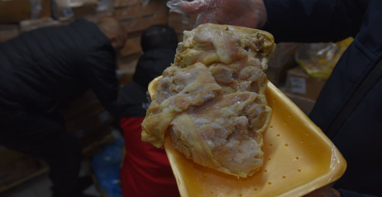 Şanlıurfa'da 50 Ton Bozuk Tavuk Eti Ele Geçirildi