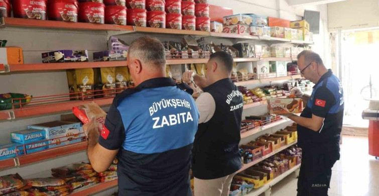 Şanlıurfa'da denetimlerde son kullanma tarihi geçmiş ürünler ele geçirildi