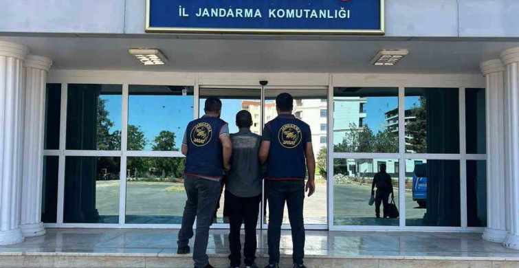 Şanlıurfa'da Dolandırıcılık Suçundan Aranan Şahıs Yakalandı