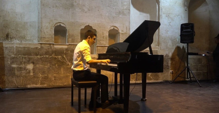 Şanlıurfa'da Genç Piyanistler Sahne Aldı