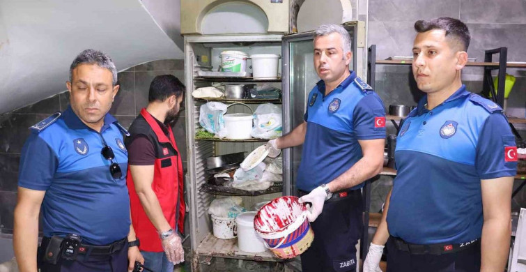 Şanlıurfa'da Zabıta Denetimi: Mide Bulandıran Ürünler Mühürlendi