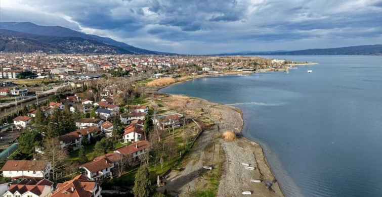 Sapanca Gölü Yağışlarla 30 Santimetre Yükseldi