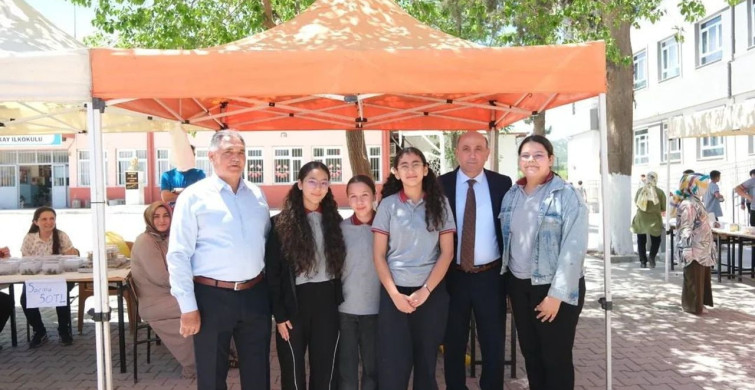 Sarıgöl'de Kütüphane İçin Dayanışma Etkinliği