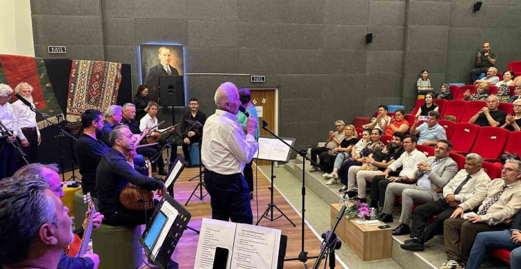 Sarıgöl'de Türk Halk Müziğiyle Dolu Bir Gece