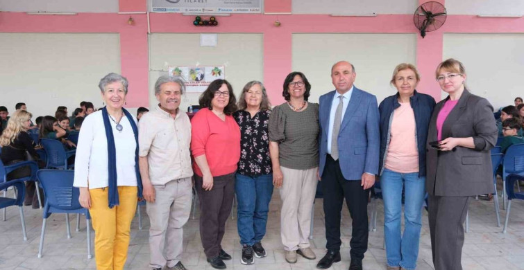 Sarıgölde Yazarlık Buluşması: Vicdan Efe Öğrencilerle Bir Araya Geldi