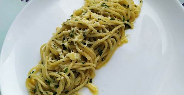 Sarımsak Soslu Spagetti Nasıl Yapılır?