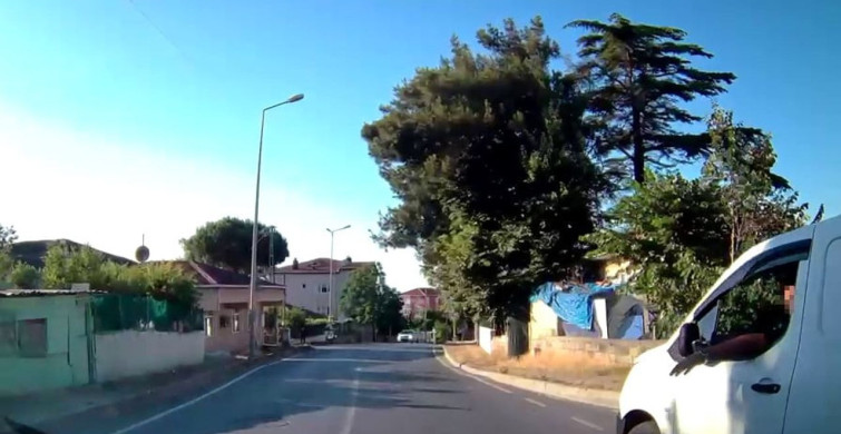 Sarıyer'de yol ortasında gerginlik: 'Neden hızlı gittin?' tartışması kamerada