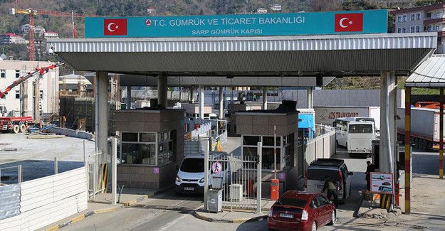 'Sarp Sınır Kapısı'ndan Bu Yıl 6 Milyon Yolcu Giriş Çıkış Yaptı'