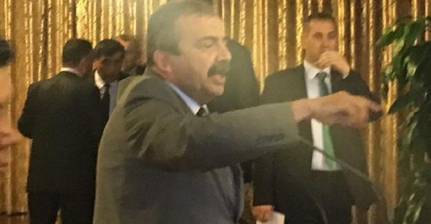 'Sayın Öcalan' Diyen Sırrı'yı Linçten Polisler Kurtardı