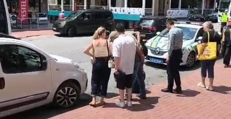 Scooterla seyir halindeyken dengesini kaybedip düşen sürücü yaralandı