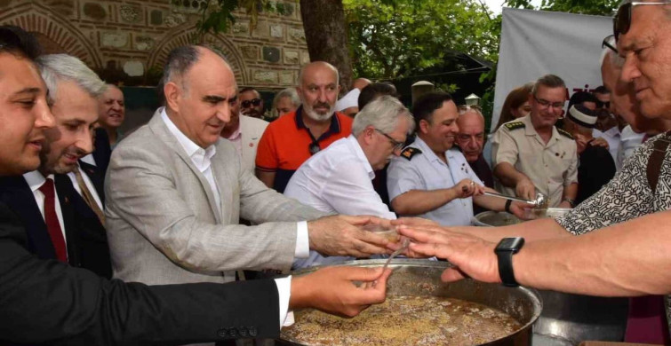 Şehit aileleri ve gaziler için aşure hayrı düzenlendi