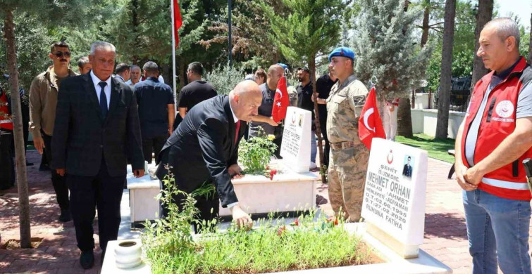 Şehit aileleri ve gaziler onuruna yemek programı düzenlendi