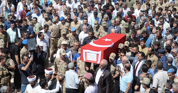 Şehit Askerin Son Yolculuğu 