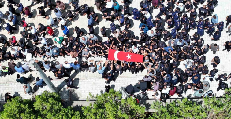 Şehit İtfaiye Eri Mehmet Tekeli Son Yolculuğuna Uğurlandı