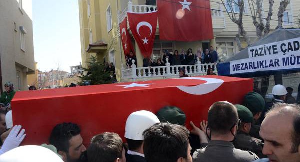 Şehit Polis 'İstifa Et Dön' Diyen Annesine Bakın Ne Demiş?