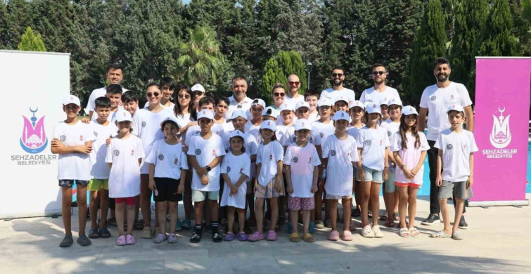 Şehzadeler'de yüzme kursları başlıyor