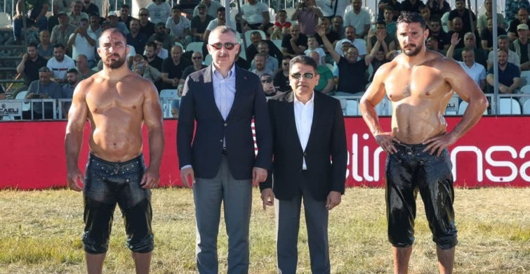 Sekapark Altınkemer yağlı güreşleri'nde başpehlivan feyzullah aktürk oldu