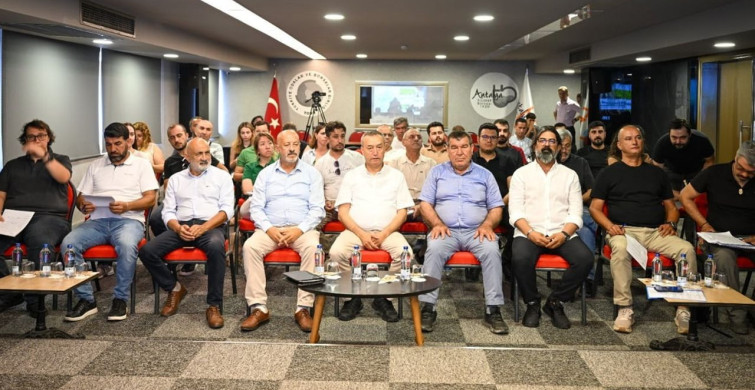 Sektör temsilcilerine B-reçete sistemi hakkında bilgi verildi