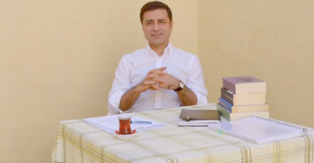 Selahattin Demirtaş'ın Cumhurbaşkanlığı Adaylığı İptal Edilecek Mi? YSK Kararını Açıkladı